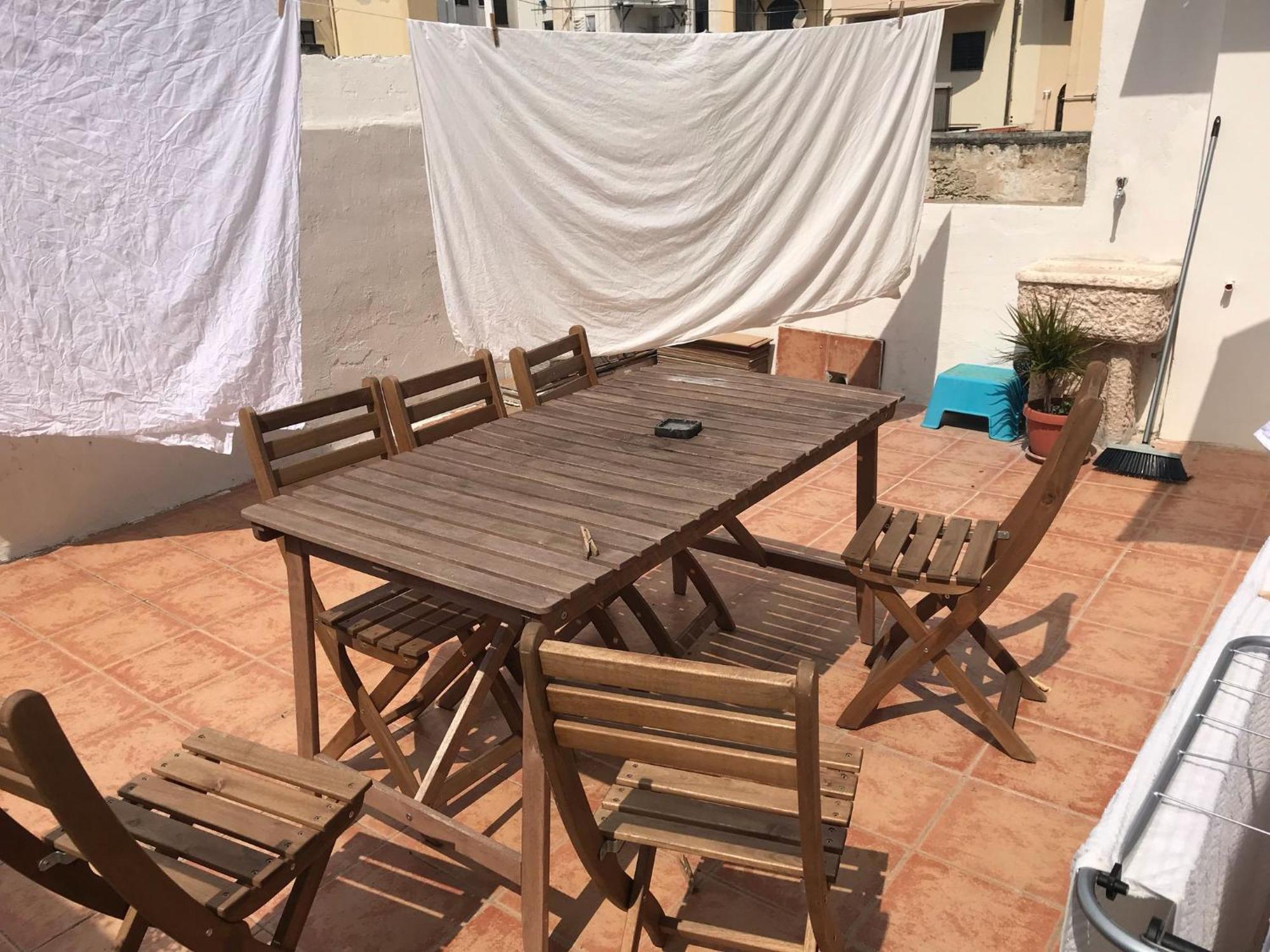 Characteristic Garibaldi Apartment Bari Exterior photo